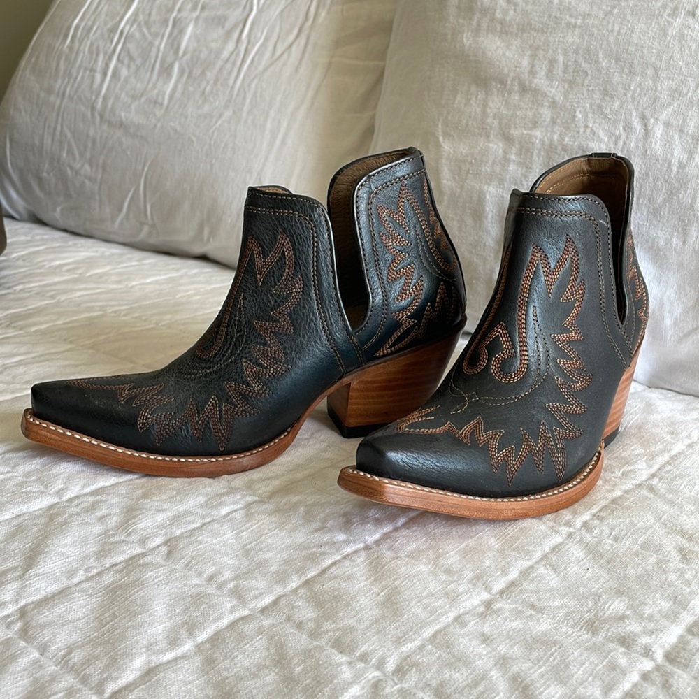 Arist Dixon Ankle Boots